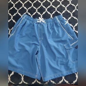 Never worn Men's Speedo swim trunks XL